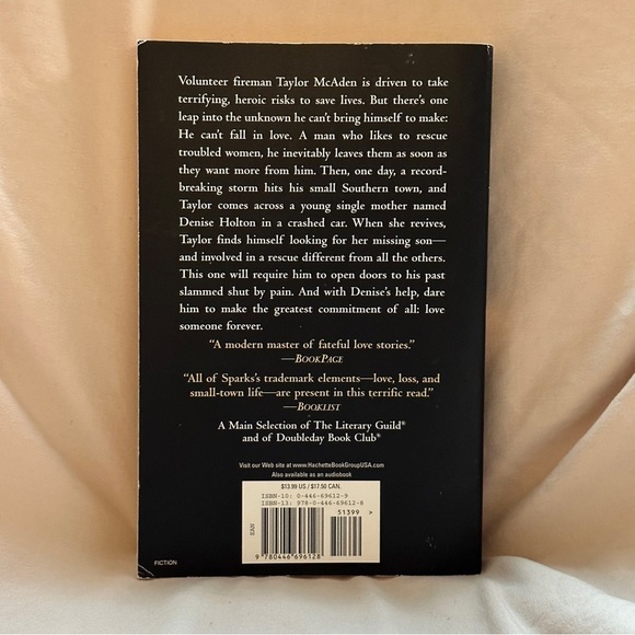 The Rescue by Nicholas Sparks | Fiction, Romance, Suspense | Paperback Book - Picture 2 of 4